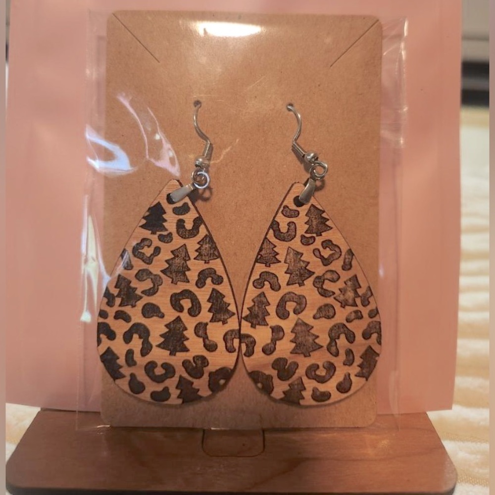 Christmas Tree 🎄 Leopard Print Earrings handmade laser edged